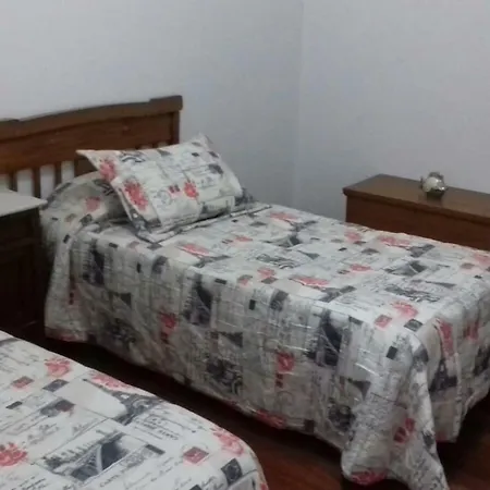 Piso En Plaza Mayor Appartement Ribadavia