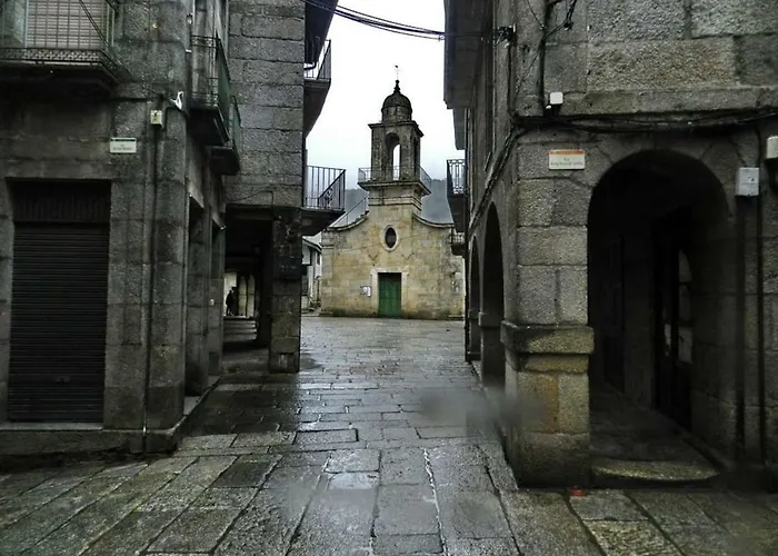 Piso En Plaza Mayor Apartment Ribadavia